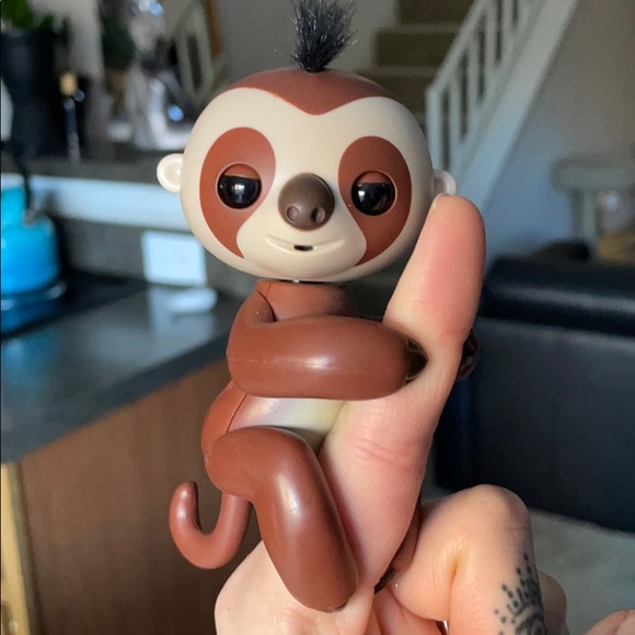 sloth fingerling